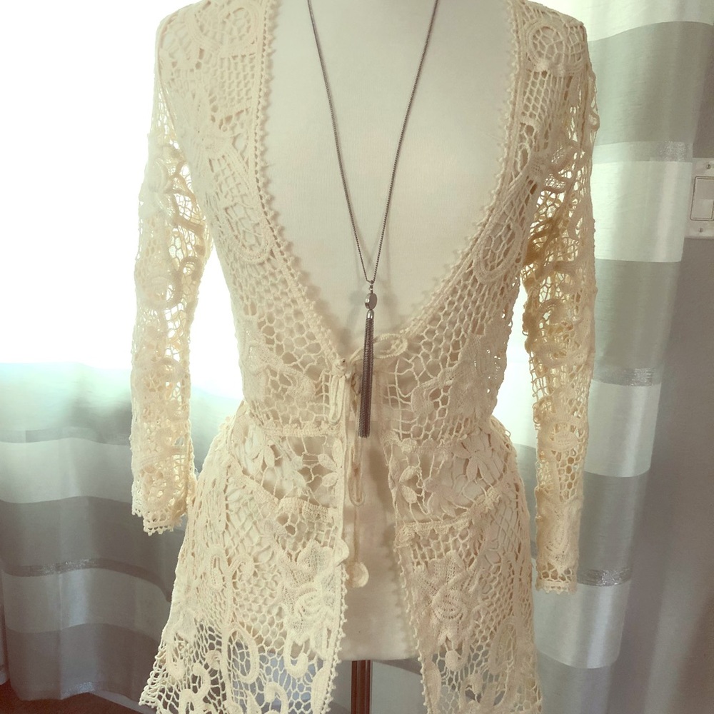 Beautiful embroidered 🌼